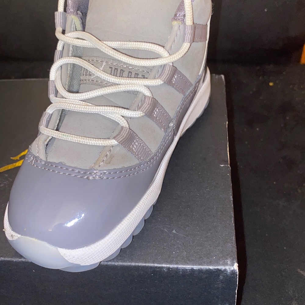 Jordan 11s